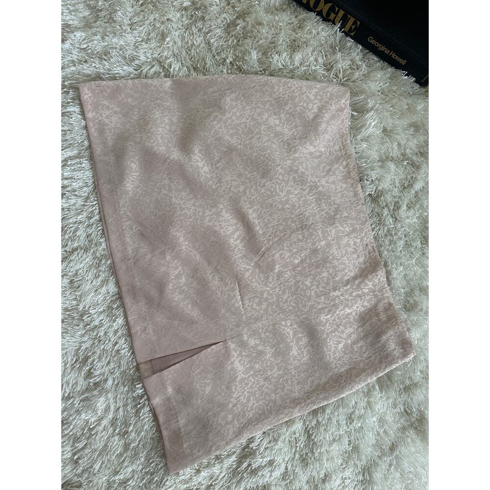 House of Harlow 1960 Pink mini skirt size large